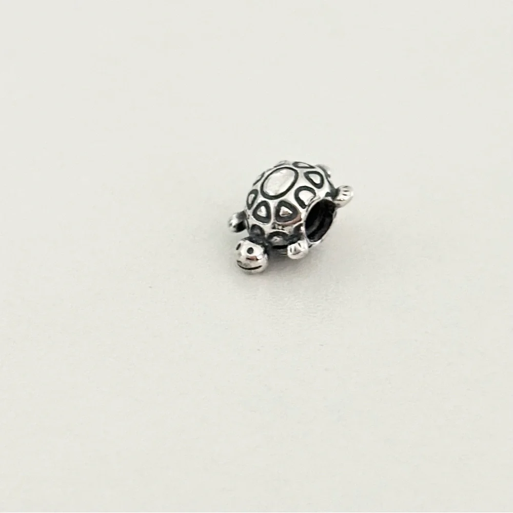 Pandora Cute Smiling Turtle Animal Retired Bead Charm